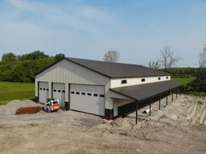 Extra large pole barn garage by Stately Builders in Lockport, NY.