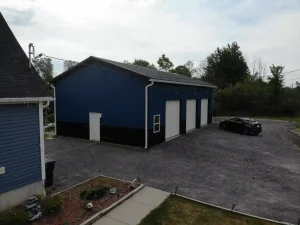 Large garage pole barn by Stately Post Frame in Clarence, NY.