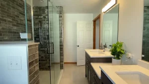 Modern master bathroom by Stately General Contracting in Williamsville, NY.