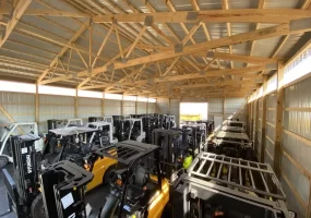 Commercial warehouse for fork lift storage in Buffalo, NY constructed by Stately Post Frame.
