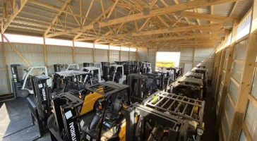 Commercial warehouse for fork lift storage in Buffalo, NY constructed by Stately Post Frame.